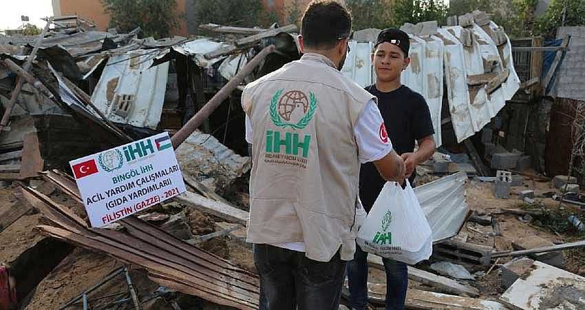 İHH’DAN FİLİSTİN’E GIDA YARDIMI