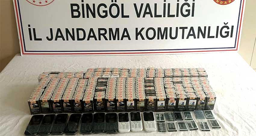 KAÇAK SİGARA VE CEP TELEFONU ELE GEÇİRİLDİ