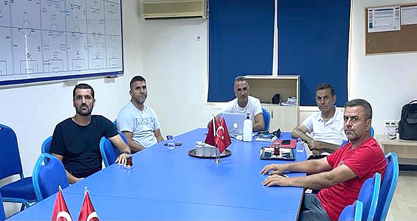 TEKNİK EKİP ADANADEMİRSPOR’DA EĞİTİME ALINDI